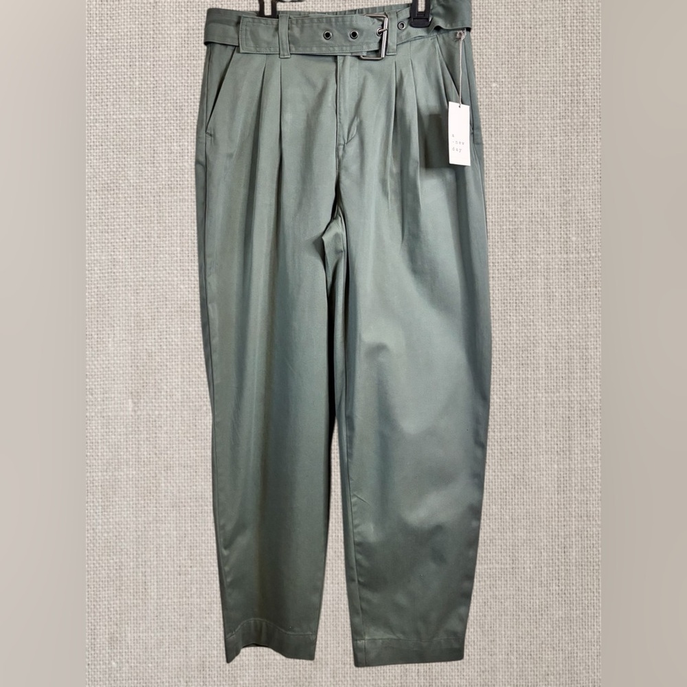 a new day Retro Sage Green Women’s Trousers size 6 NEW WITH TAGS